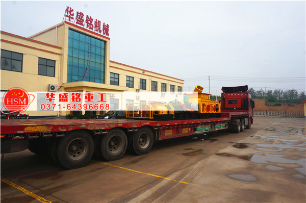 雙齒輥破碎機圖片