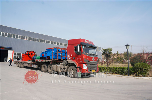 1212液壓對輥破碎機發(fā)貨西西藏普蘭縣