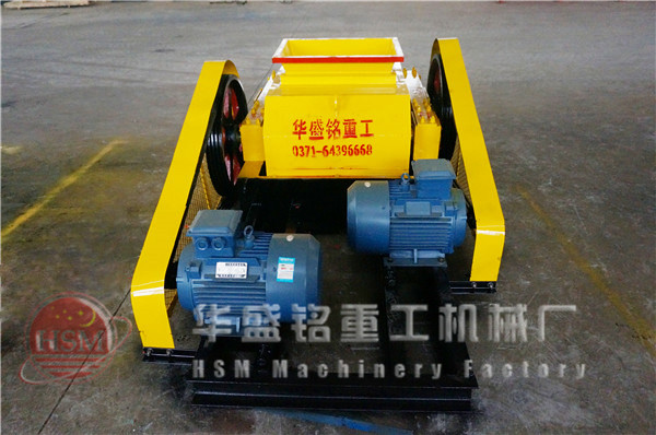 液壓對(duì)輥破碎機(jī)圖片